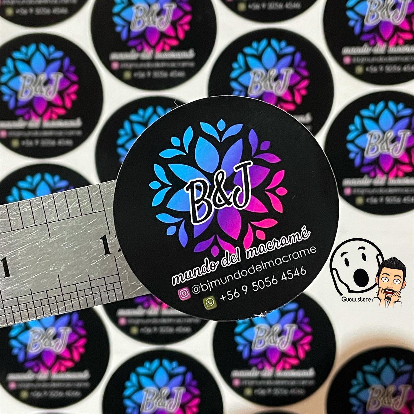 Sticker adhesivos 6cm